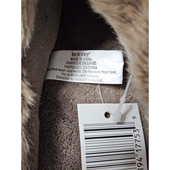 Isotoner Women Smartzone Gel Comfort Technology Red Slippers, Size US 9.5-10 - Picture 6 of 7